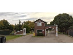 Venta. Importante terreno en Portal Del Sol