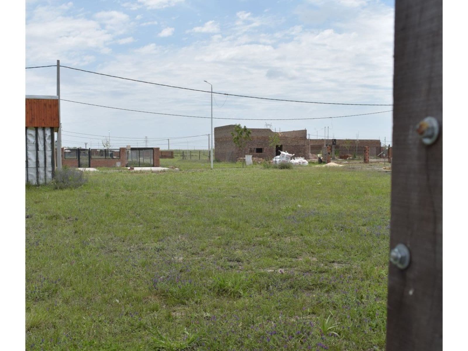 LOTE EN ALVEAR - Campos del Oeste - 300m2 — foto 9