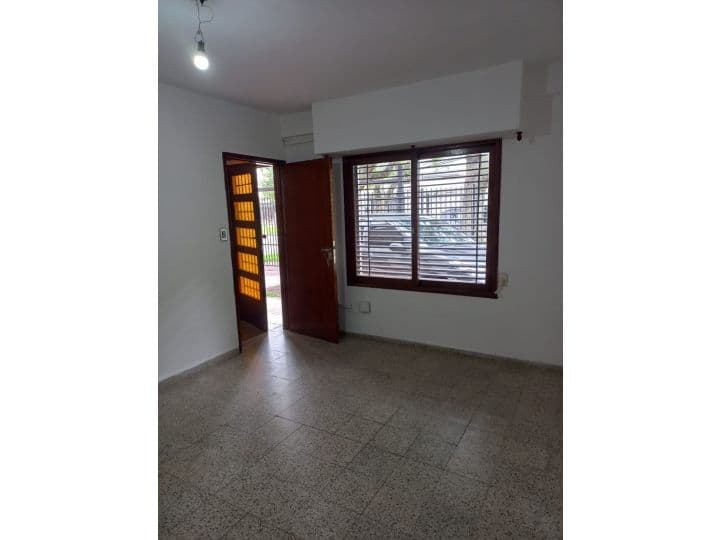 Casa de 1 dormitorio con cochera en PB. Maciel 251 — foto 10