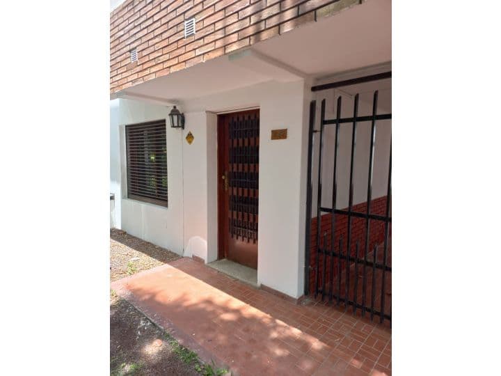 Casa de 1 dormitorio con cochera en PB. Maciel 251 — foto 4