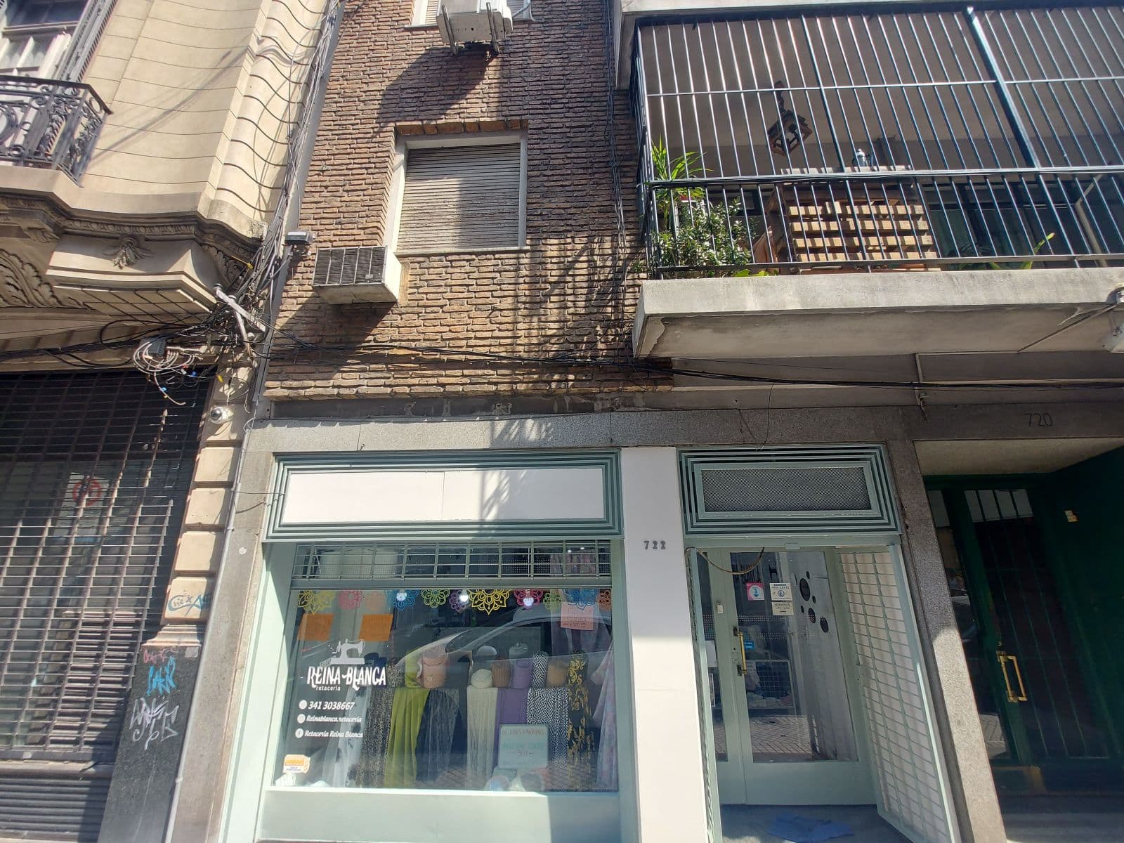 Local comercial con depósito- Entre Rios 720 — foto 1