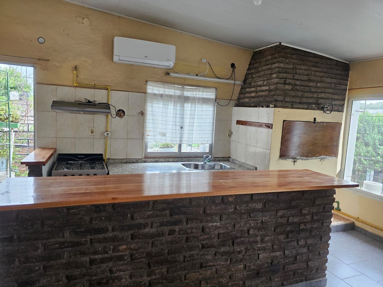 ALQUILER CASA DE ALTO ESQUINA — foto 4