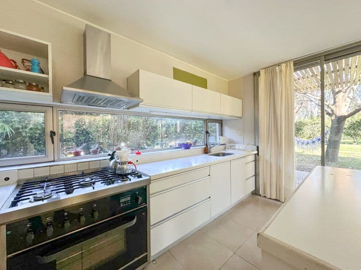Casa 4 dormitorios en barrio San Marino — foto 9