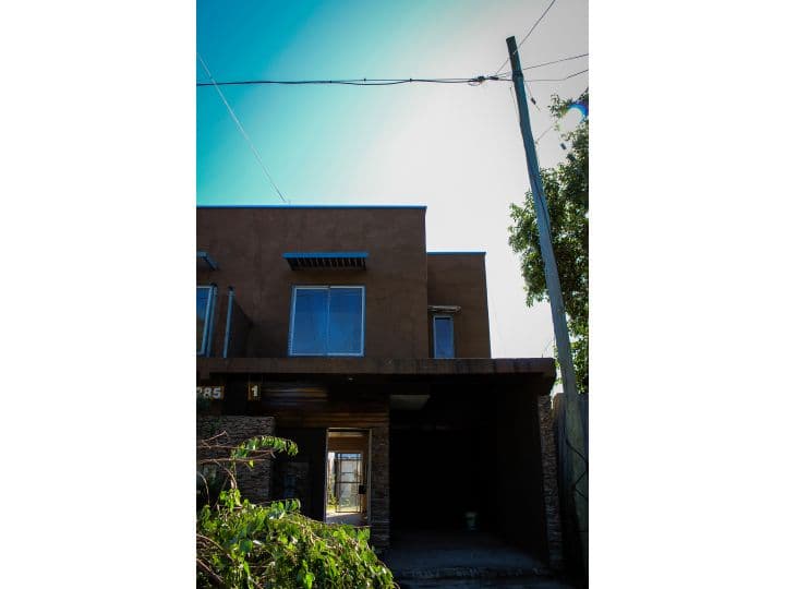HERMOSO DUPLEX EN  ITUZAINGO SUR. — foto 13