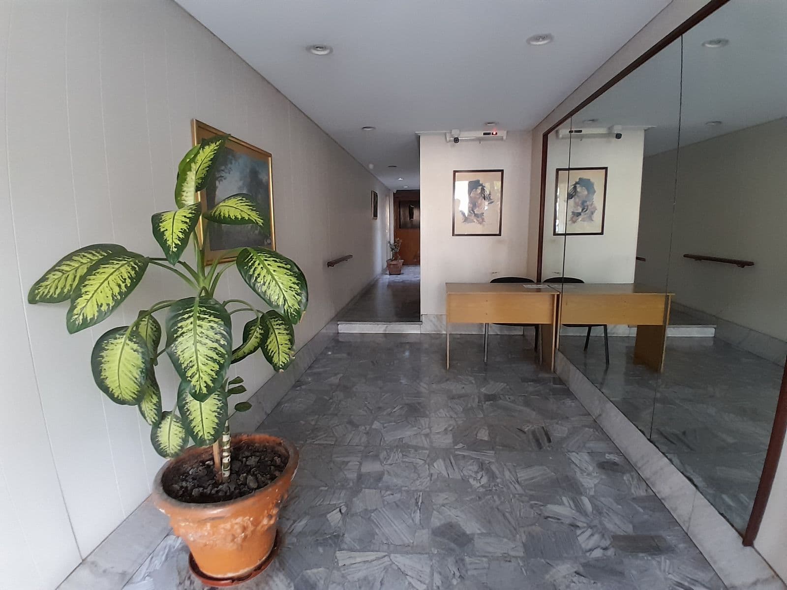 Piso 4 ambientes con dependencias - Barracas - Plaza Colombia — foto 3