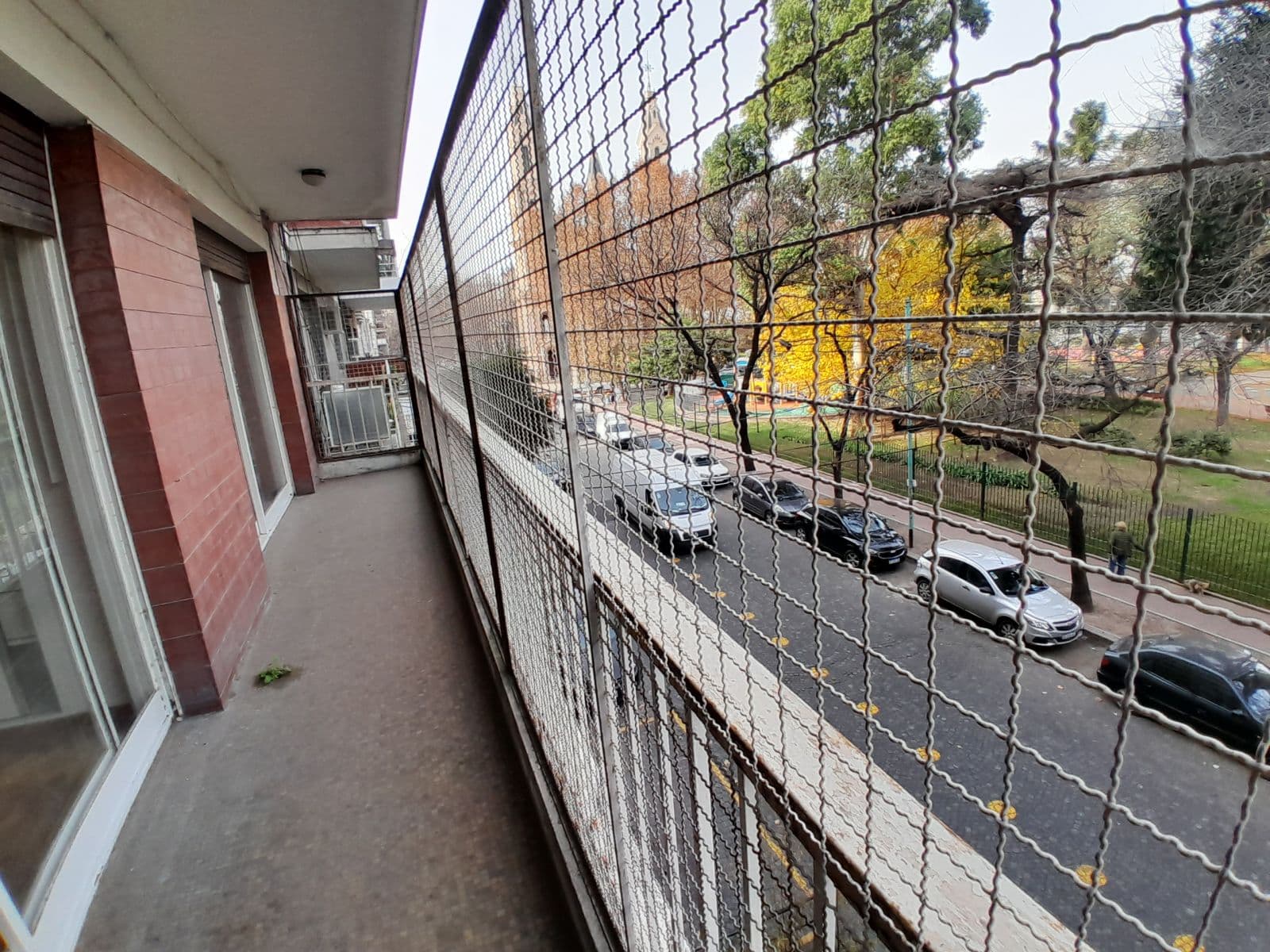 Piso 4 ambientes con dependencias - Barracas - Plaza Colombia — foto 2
