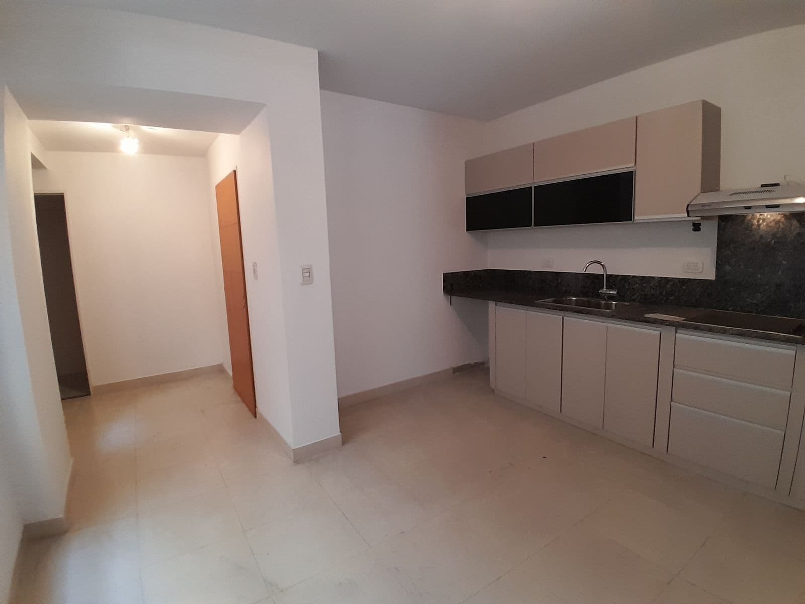 Piso 4 ambientes con dependencias - Barracas - Plaza Colombia — foto 10