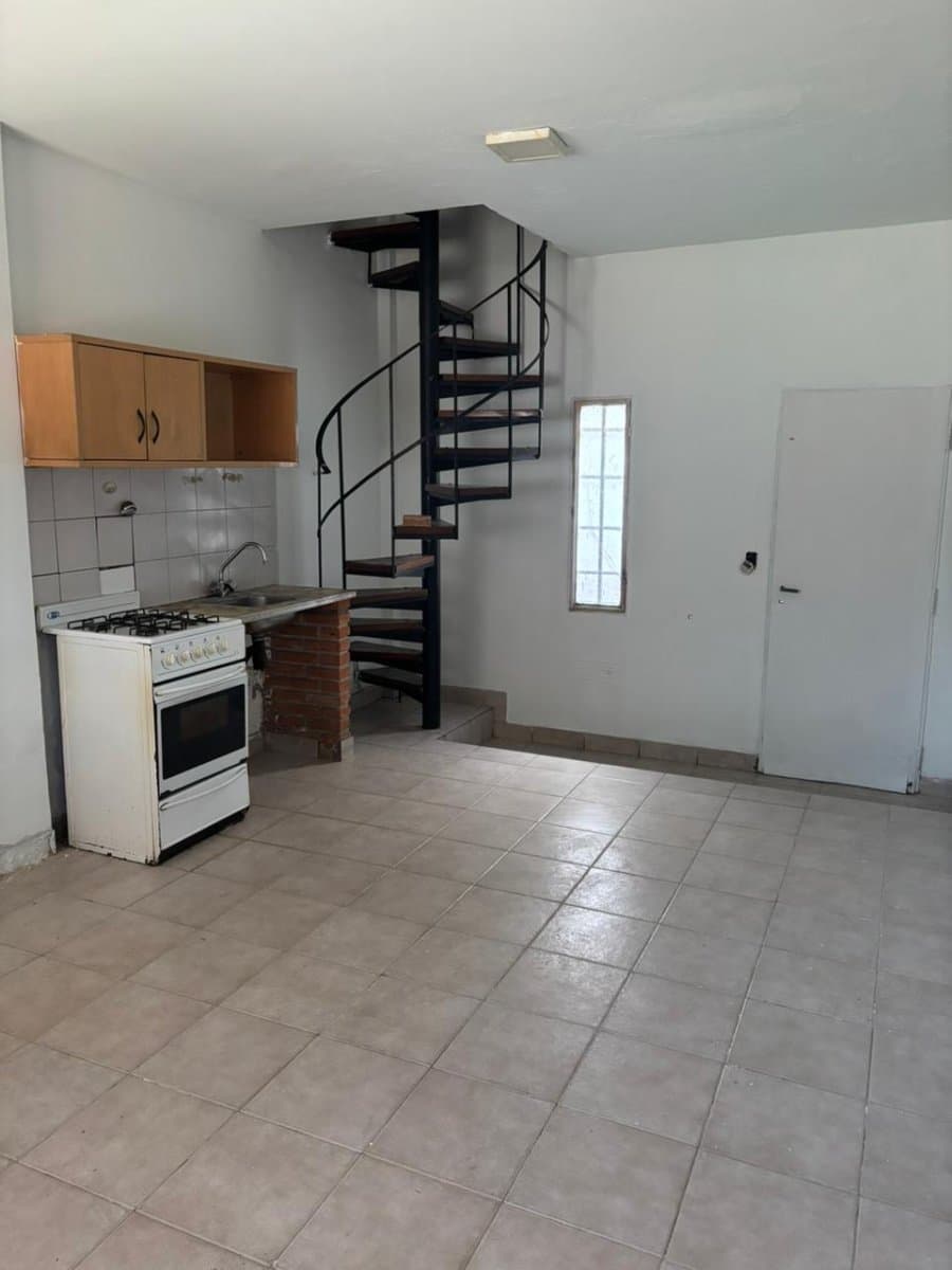 Duplex | Morón | A 3 cuadras de la estacíon — foto 7