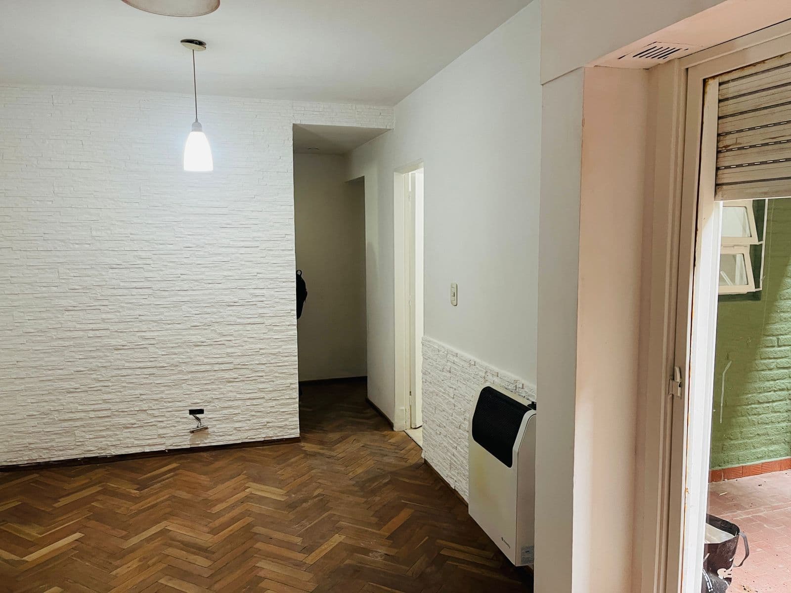 Departamento un dormitorio con Patio en alquiler - zona centro — foto 1