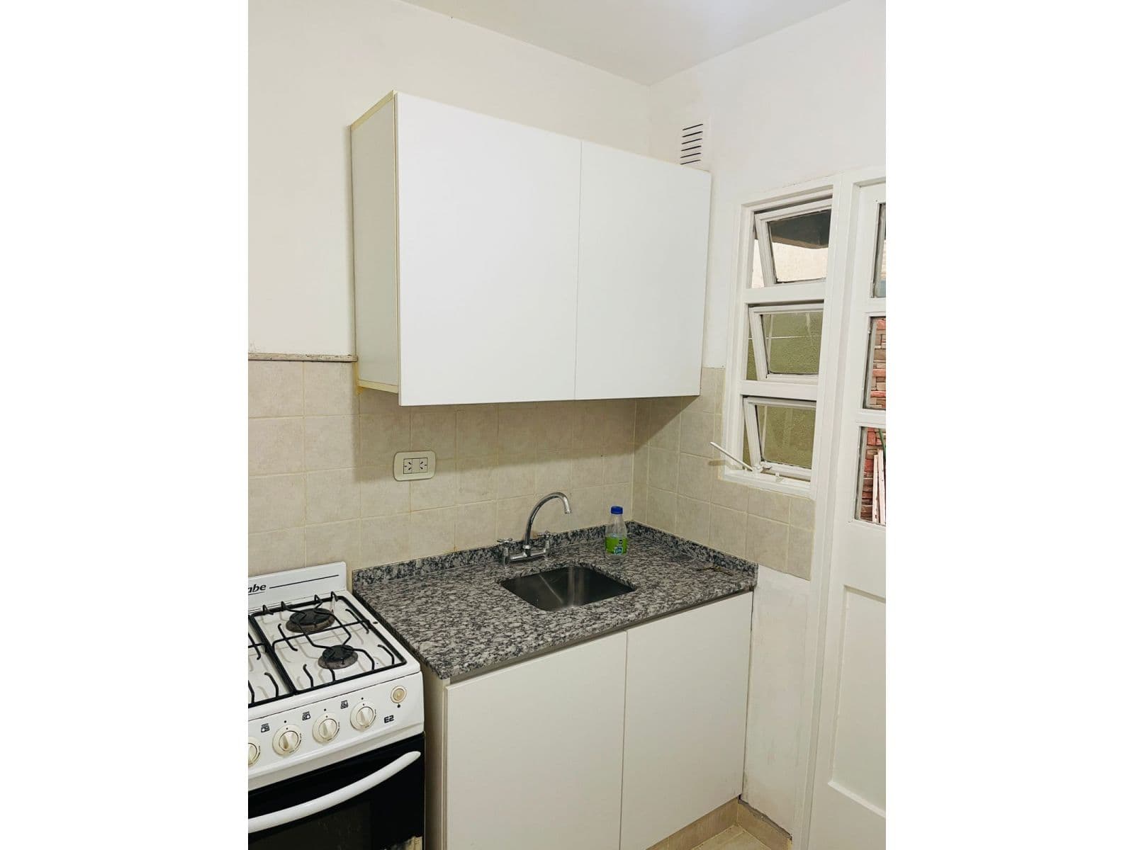 Departamento un dormitorio con Patio en alquiler - zona centro — foto 8