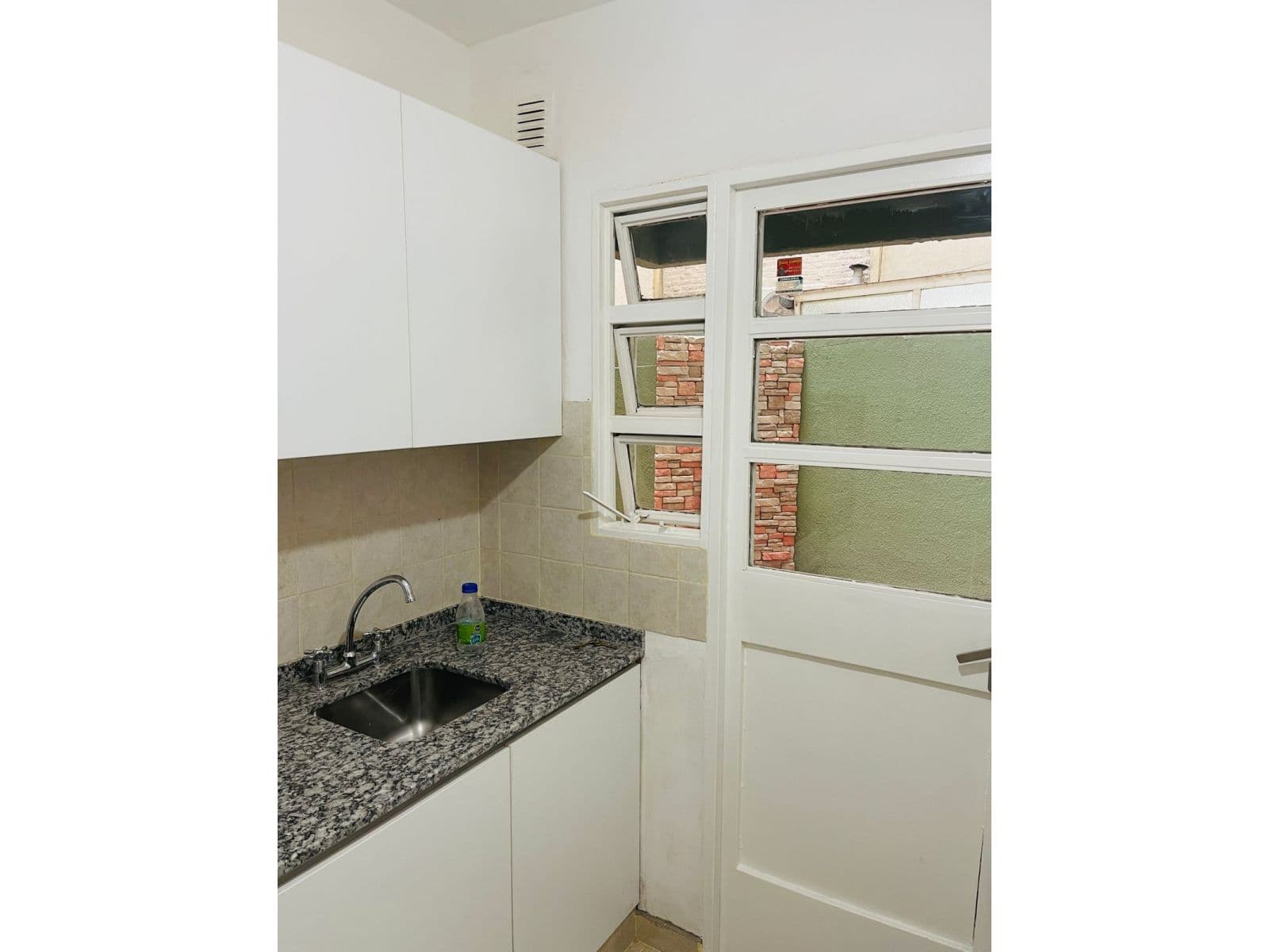 Departamento un dormitorio con Patio en alquiler - zona centro — foto 6
