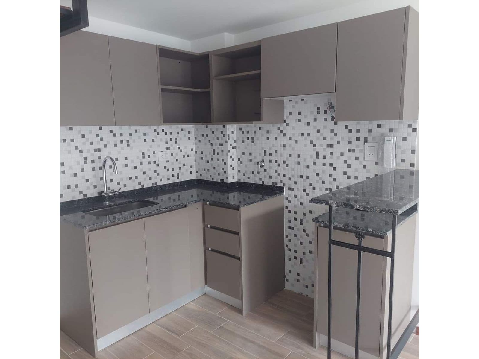 Casa interna de 2 Dormitorios Arroyito — foto 10