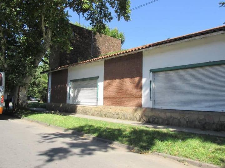 Avenida Presidente Perón  5501 — foto 1