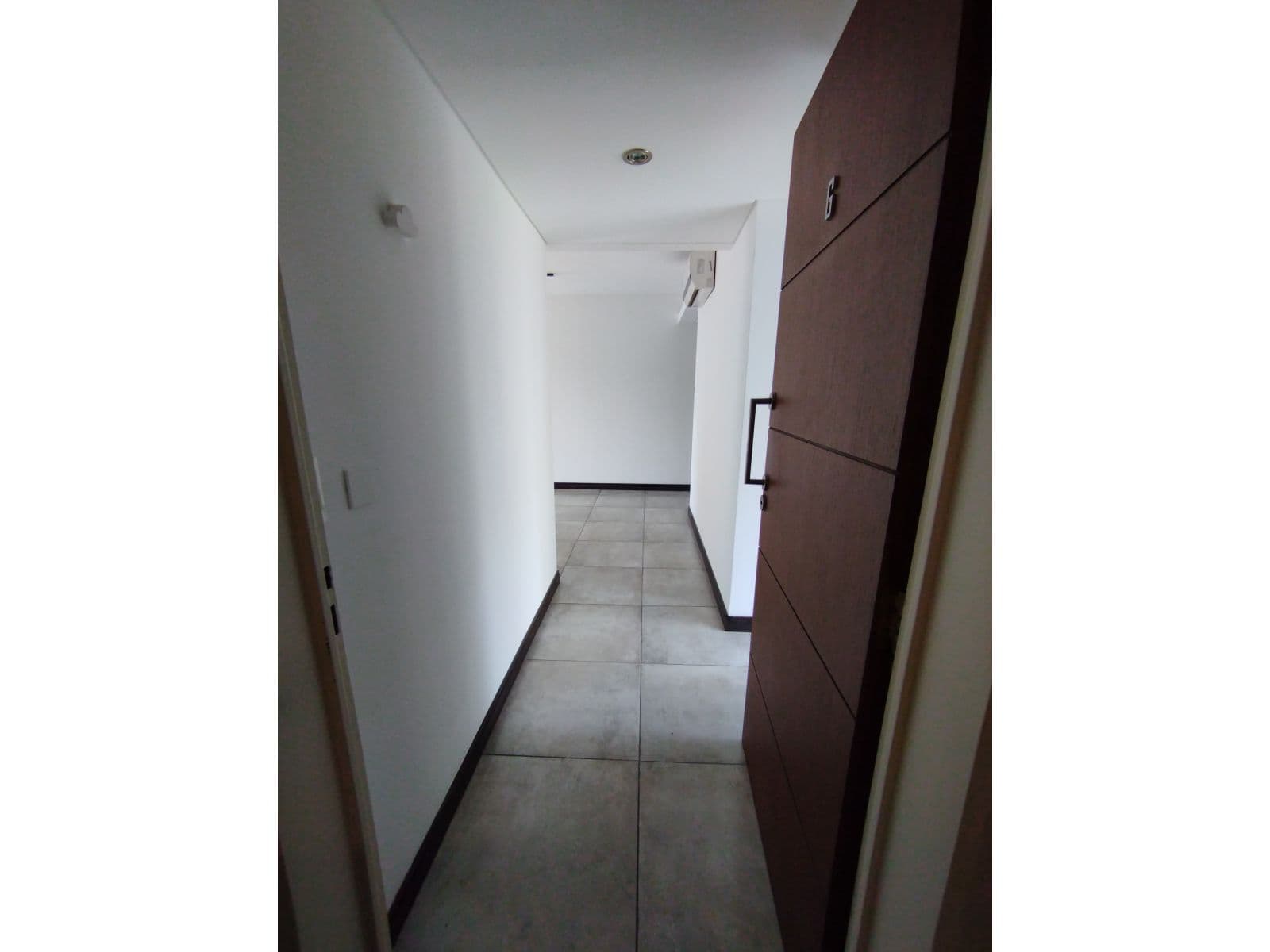 Excelente departamento 2 ambientes en venta en Castelar — foto 2