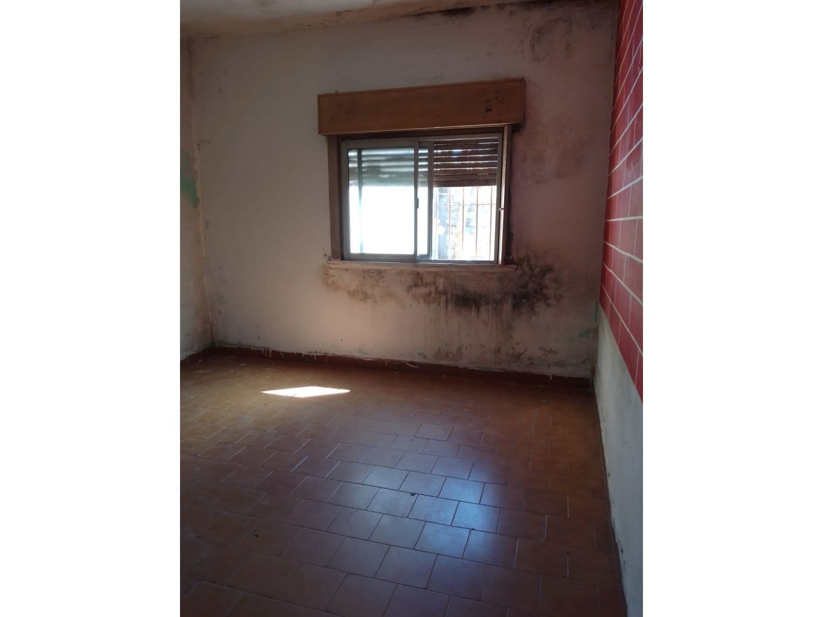 Venta Casa 3 ambientes con cochera en Banfield — foto 3