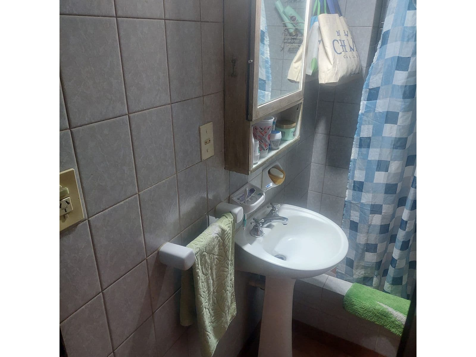 CASA INTERNA DE PASILLO A LA VENTA ARROYITO — foto 5