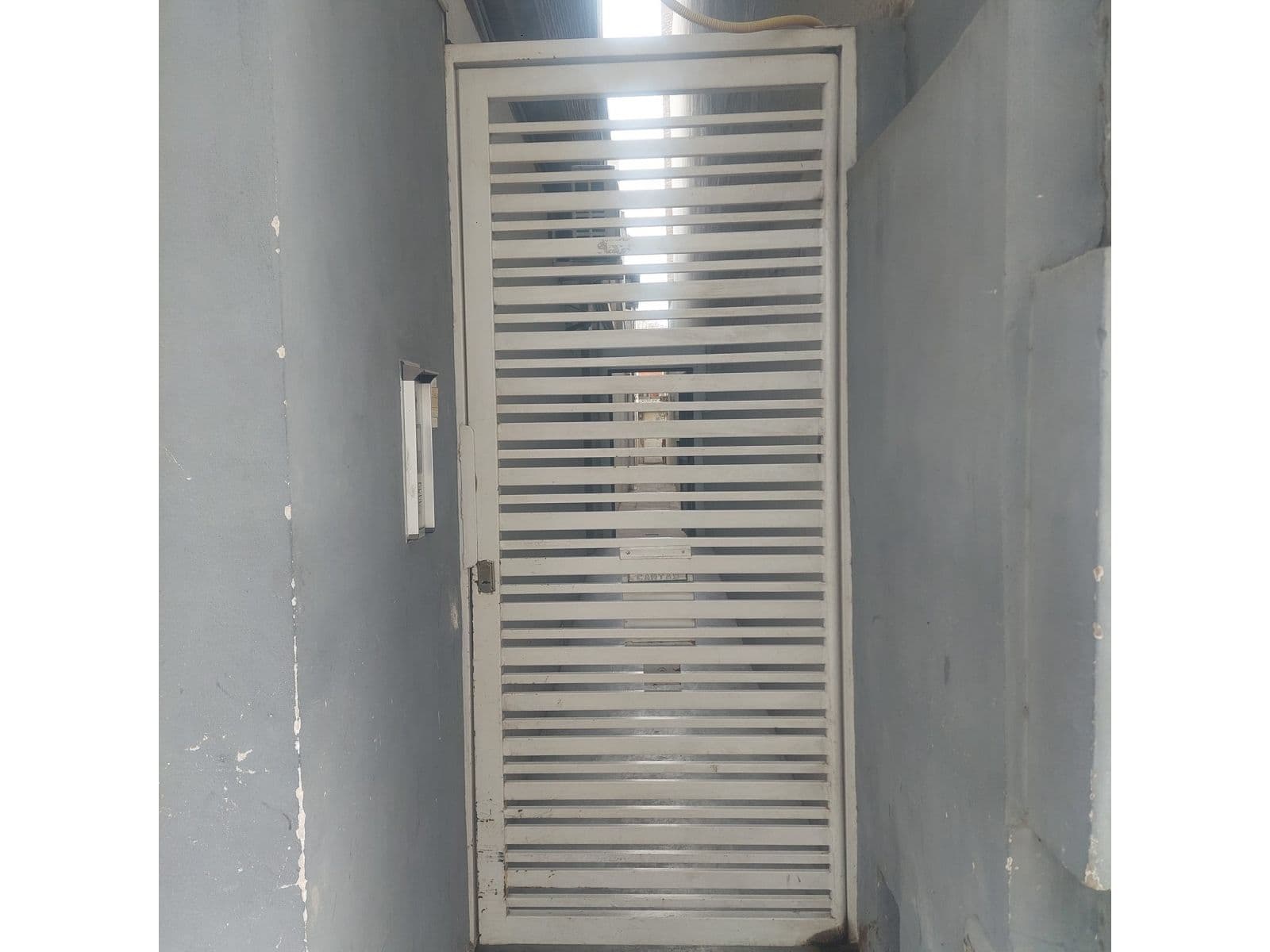 CASA INTERNA DE PASILLO A LA VENTA ARROYITO — foto 1