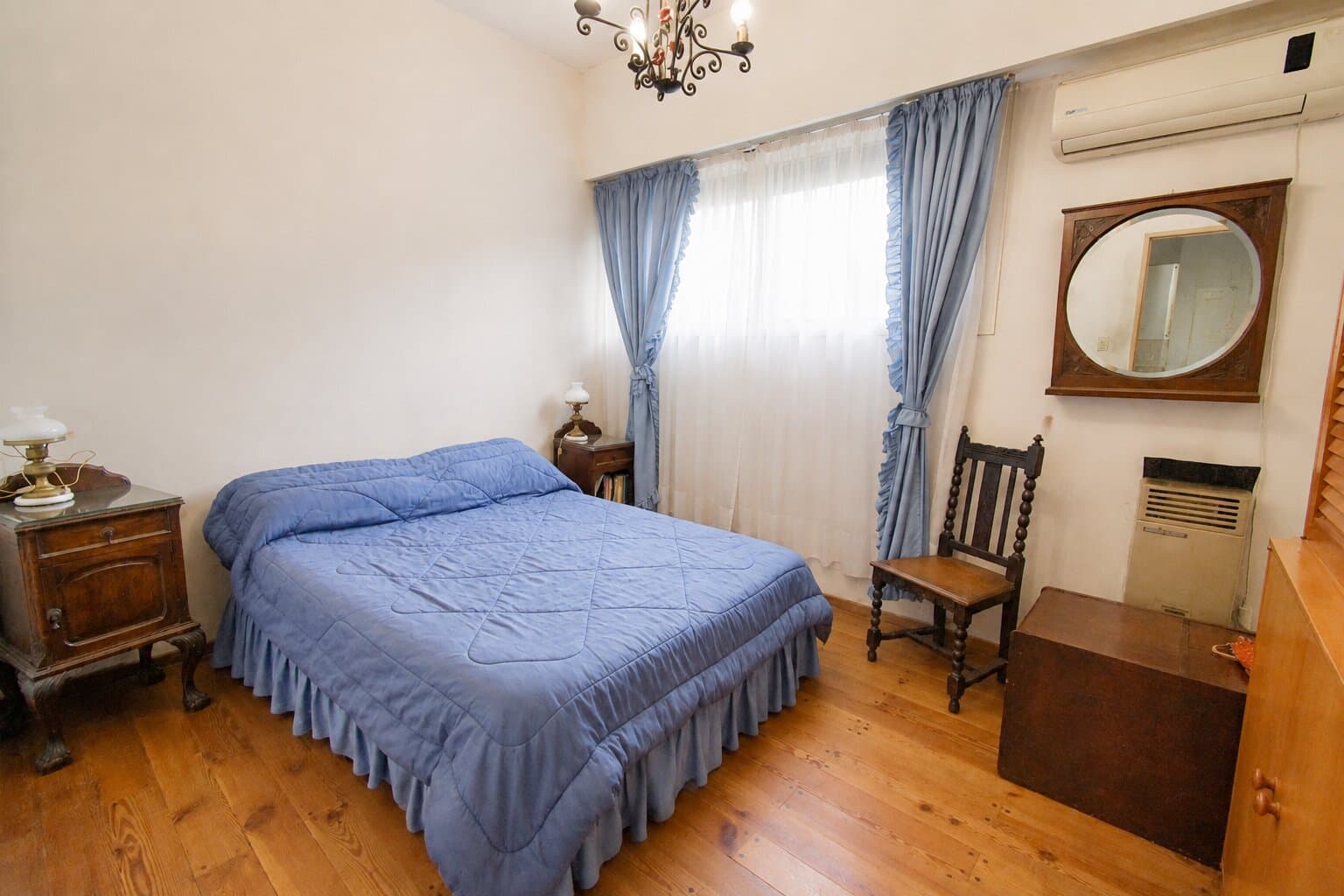 Casa a la venta, centro de Funes. 4 dormitorios. — foto 11