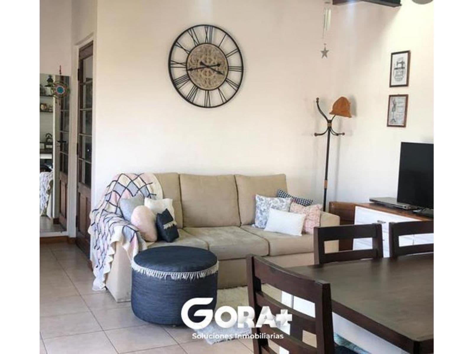 Casa en planta alta, 3 dormitorios y cochera en arroyito, — foto 3