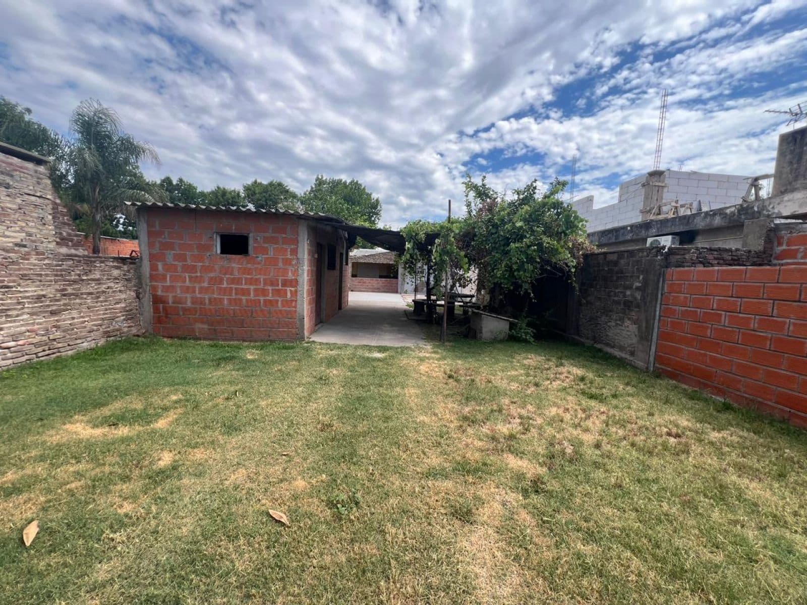 ROLDÁN - LOTE MAS CONSTRUCCION 25 M2, CASCO CÉNTRICO — foto 2