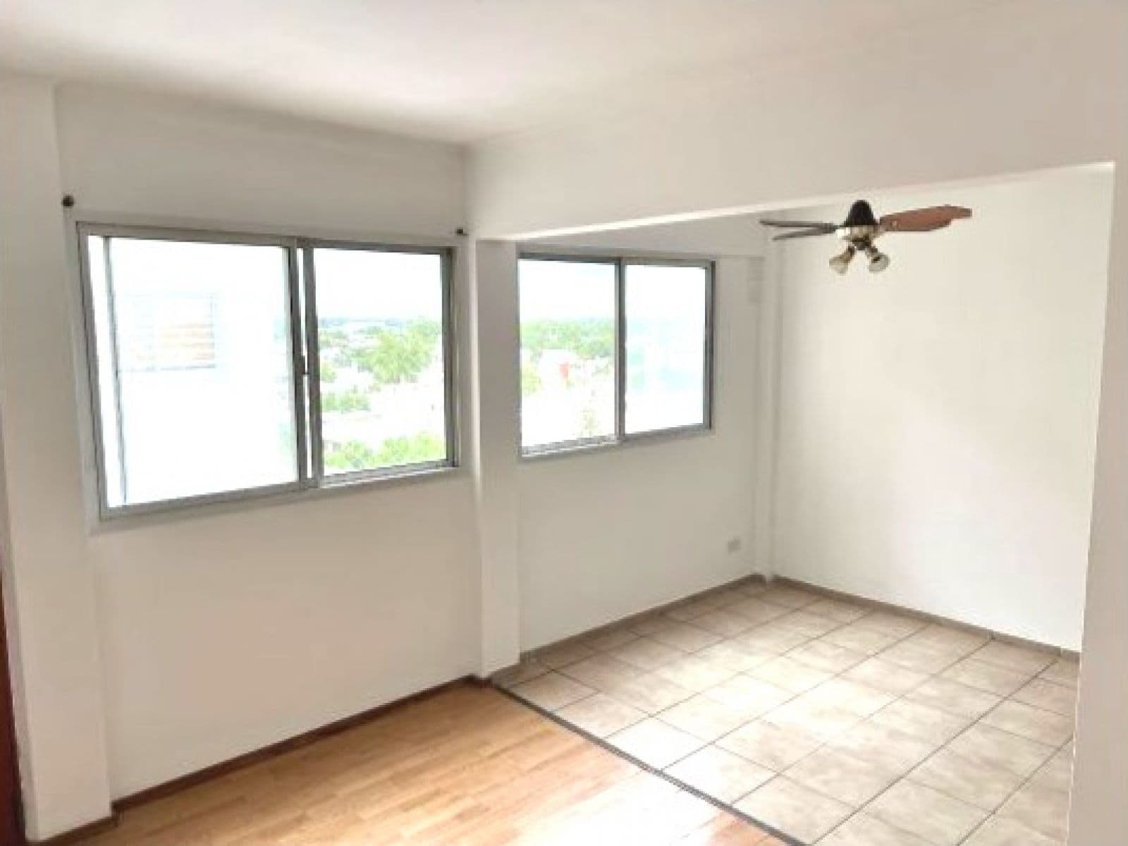 Venta Amplio Departamento Dos Dormitorios — foto 3