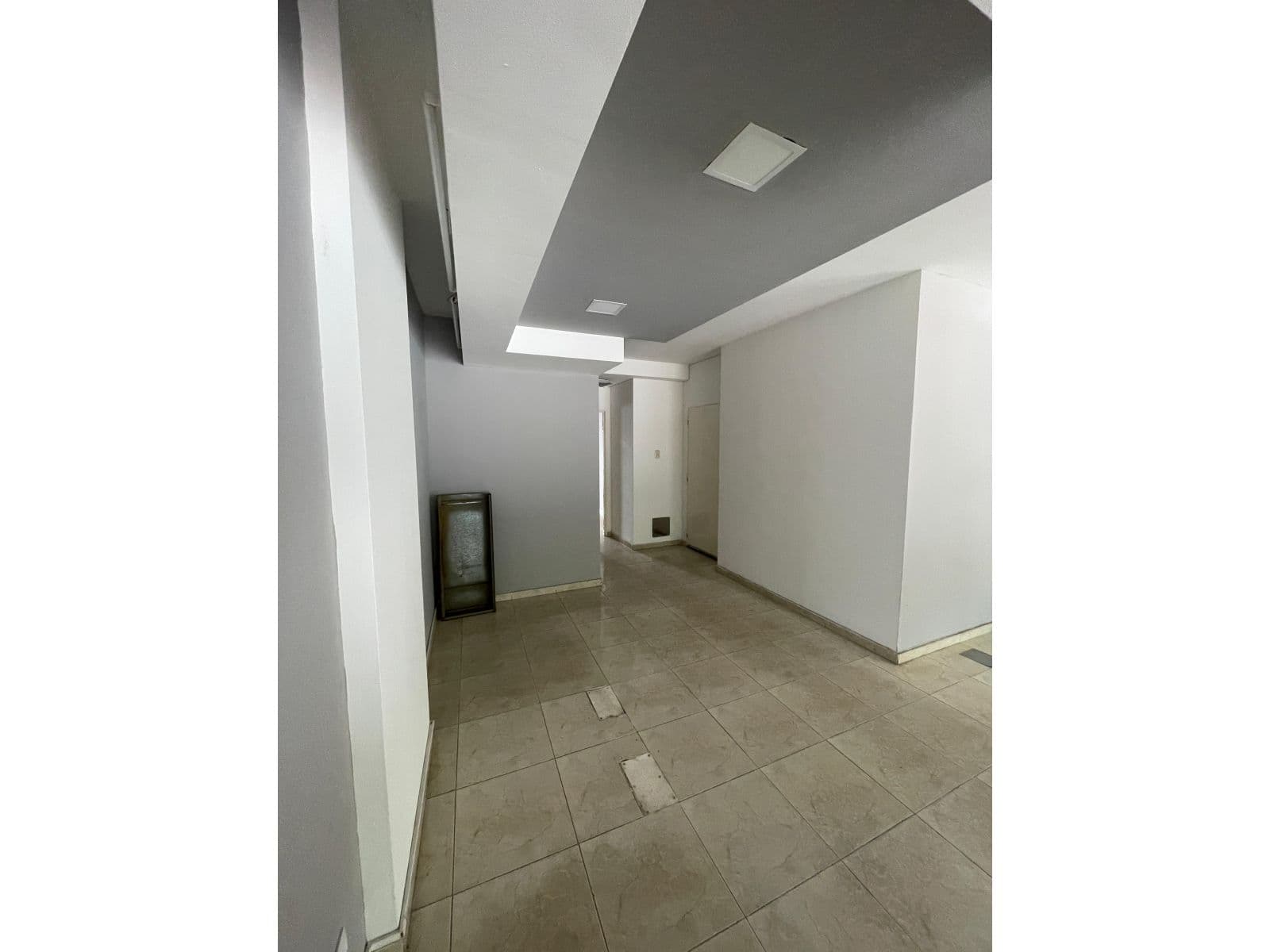 Excelente Local De 120 M2 Con Patio Y Quincho — foto 13
