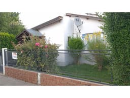 APTO CRÉDITO- SE VENDE HERMOSA CASA