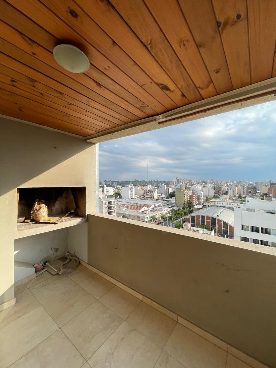 Departamento 1 Dormitorio con Balcon y Cochera En Venta - General Paz — foto 7