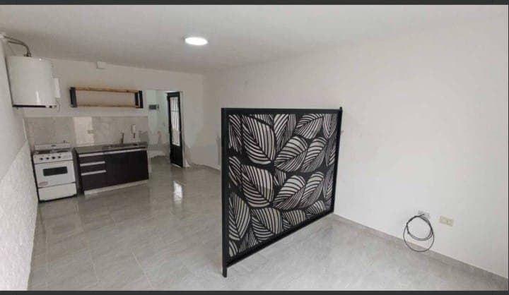 CASTELAR PH ,AP-CREDITO, A/PROF,COCHERA,PATIO, MB UBIC — foto 10