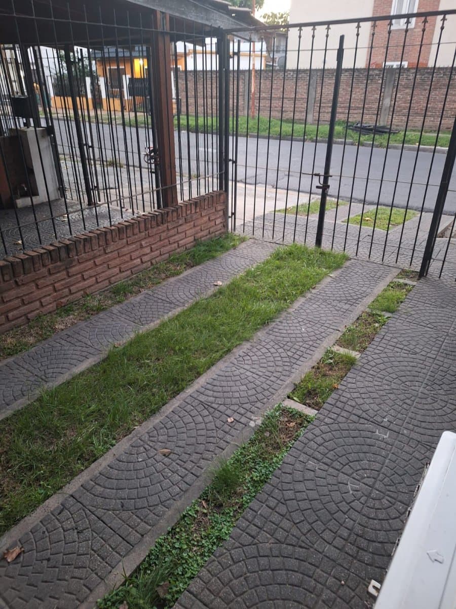 VENTA DUPLEX 3 AMB 1/2 C/COCHERA VILLA LUZURIAGA — foto 2