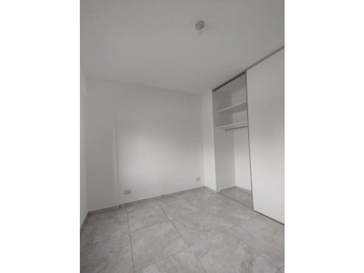 Departamento dos ambientes con cochera en Morón — foto 10