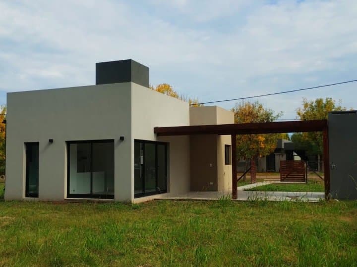 VENTA CASA A ESTRENAR 2 DORMITORIOS IBARLUCEA BARRIO EL SOLEADO — foto 1