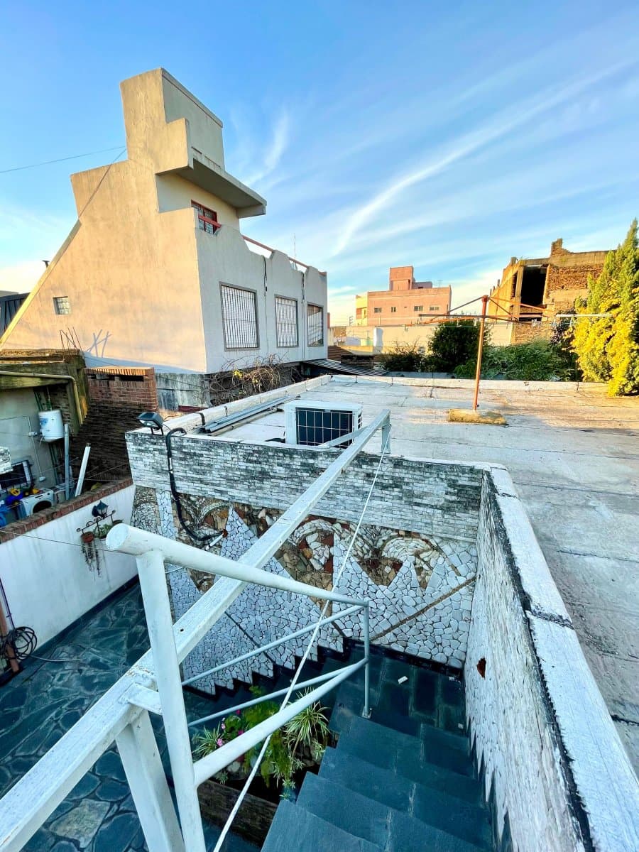 PH tipo casa en Villa Luzuriaga — foto 9