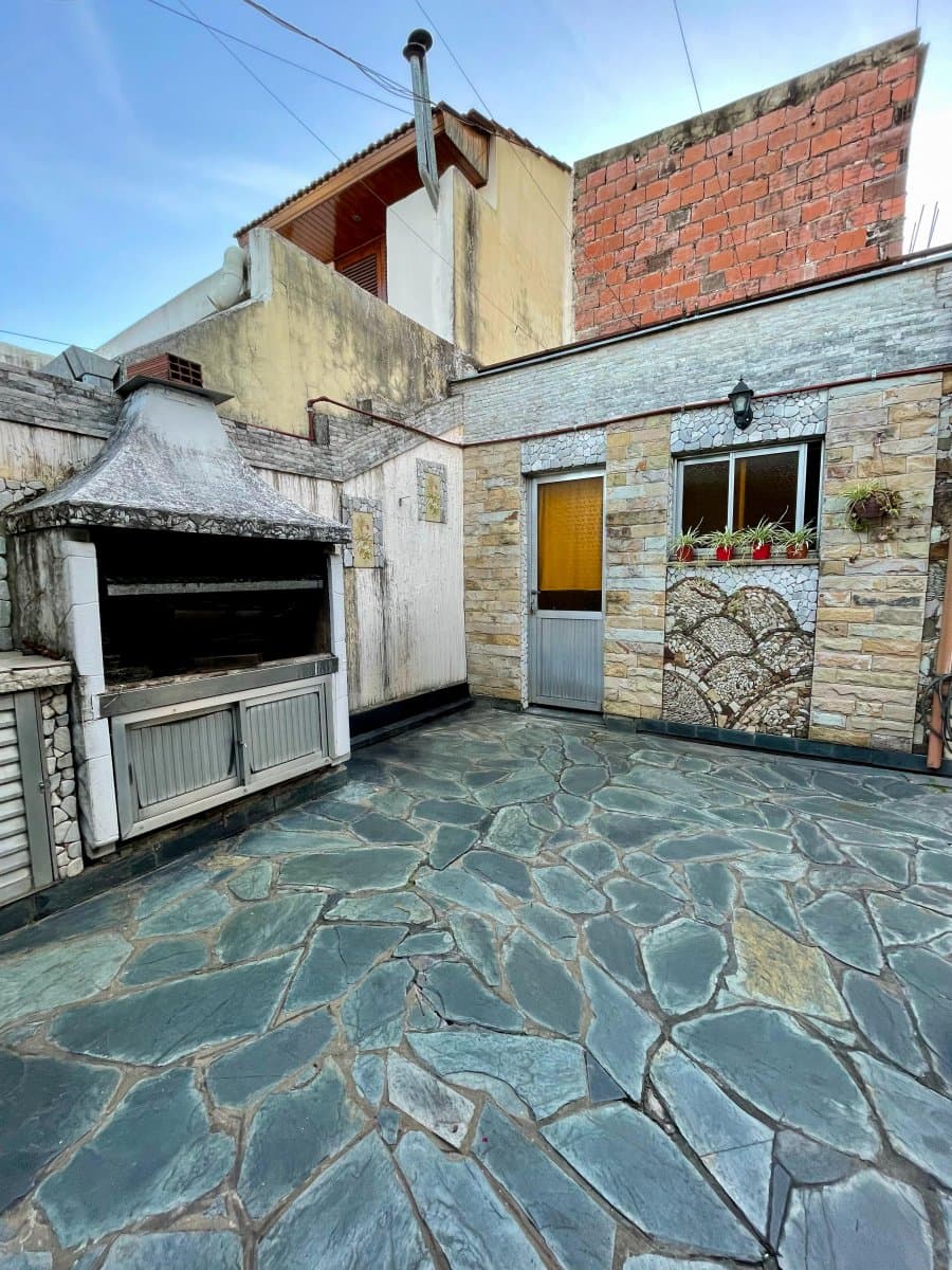 PH tipo casa en Villa Luzuriaga — foto 7