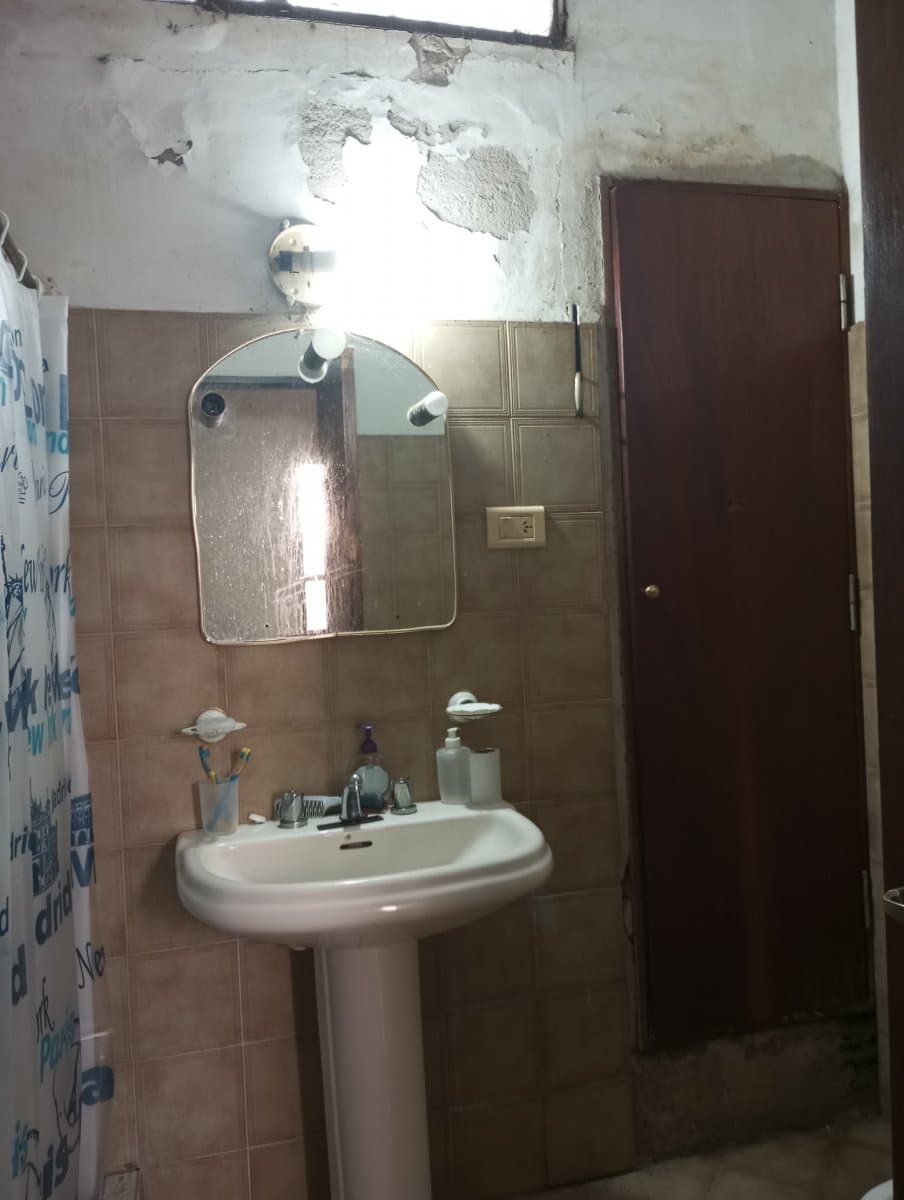 VENDO CASA A REFACCIONAR, B° AYACUCHO — foto 3