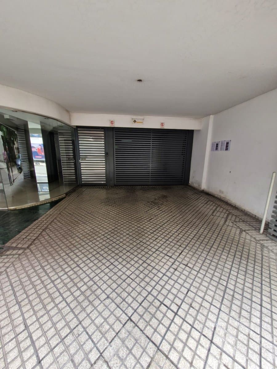 Guemes al 2100 (Cochera) — foto 2