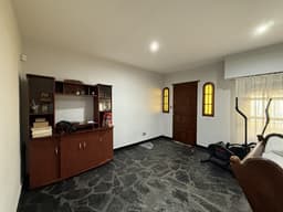 CHALET 5 AMB CON PILETA Y GARAJE - RAMOS MEJIA