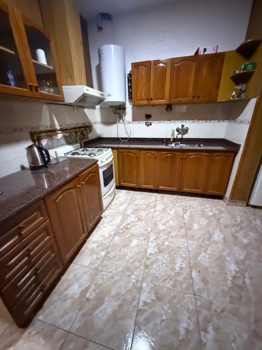 Casa de dos plantas con cochera Dumont al 1200 — foto 15