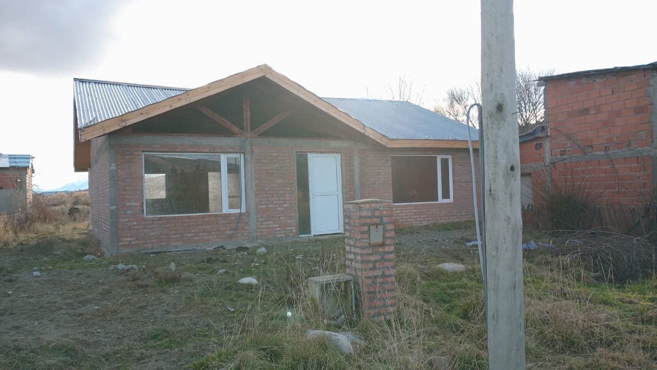 Se vende Casa a terminar en Cholila — foto 11