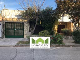Propiedad ubicada en calle Arroquigaray al 1400 - Monte