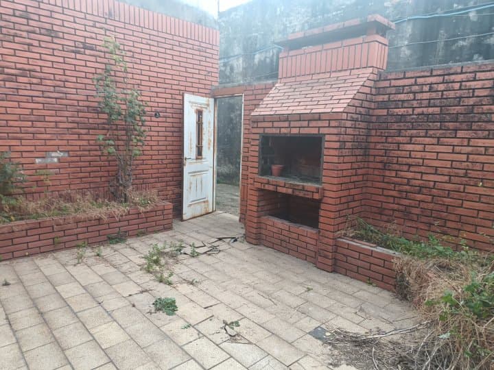 VENTA CASA A RECICLAR EXCELENTE OPORTUNIDAD — foto 2
