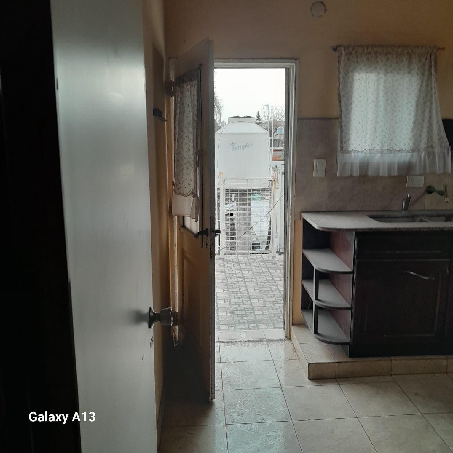 VENTA CASA MAS DEPARTAMENTO FLORENCIO VARELA — foto 13
