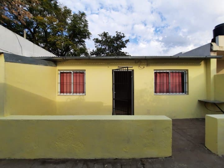 Granadero Baigorria, Junin nº 1467 Dpto. nº 1 Interno — foto 3