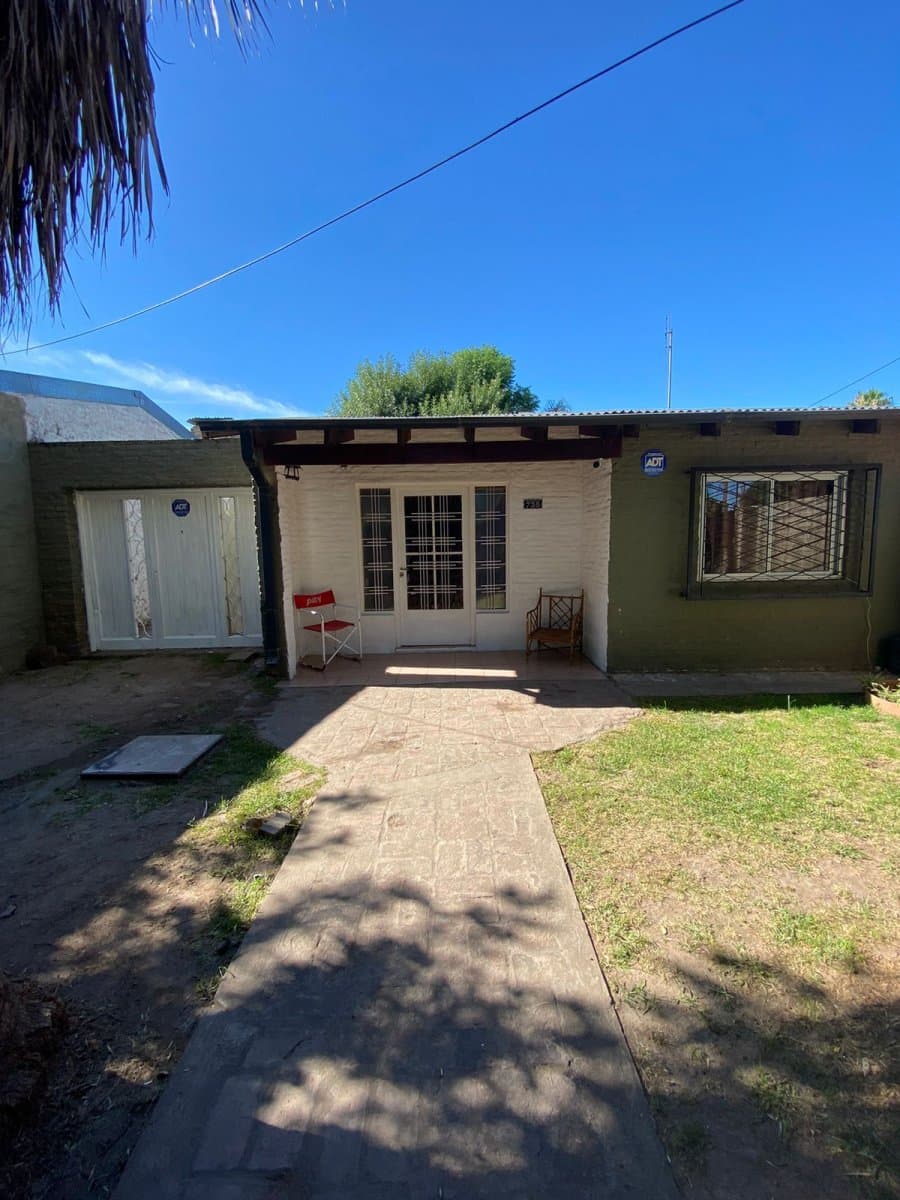 Granadero Baigorria, Namuncura nº 735 - Venta — foto 2