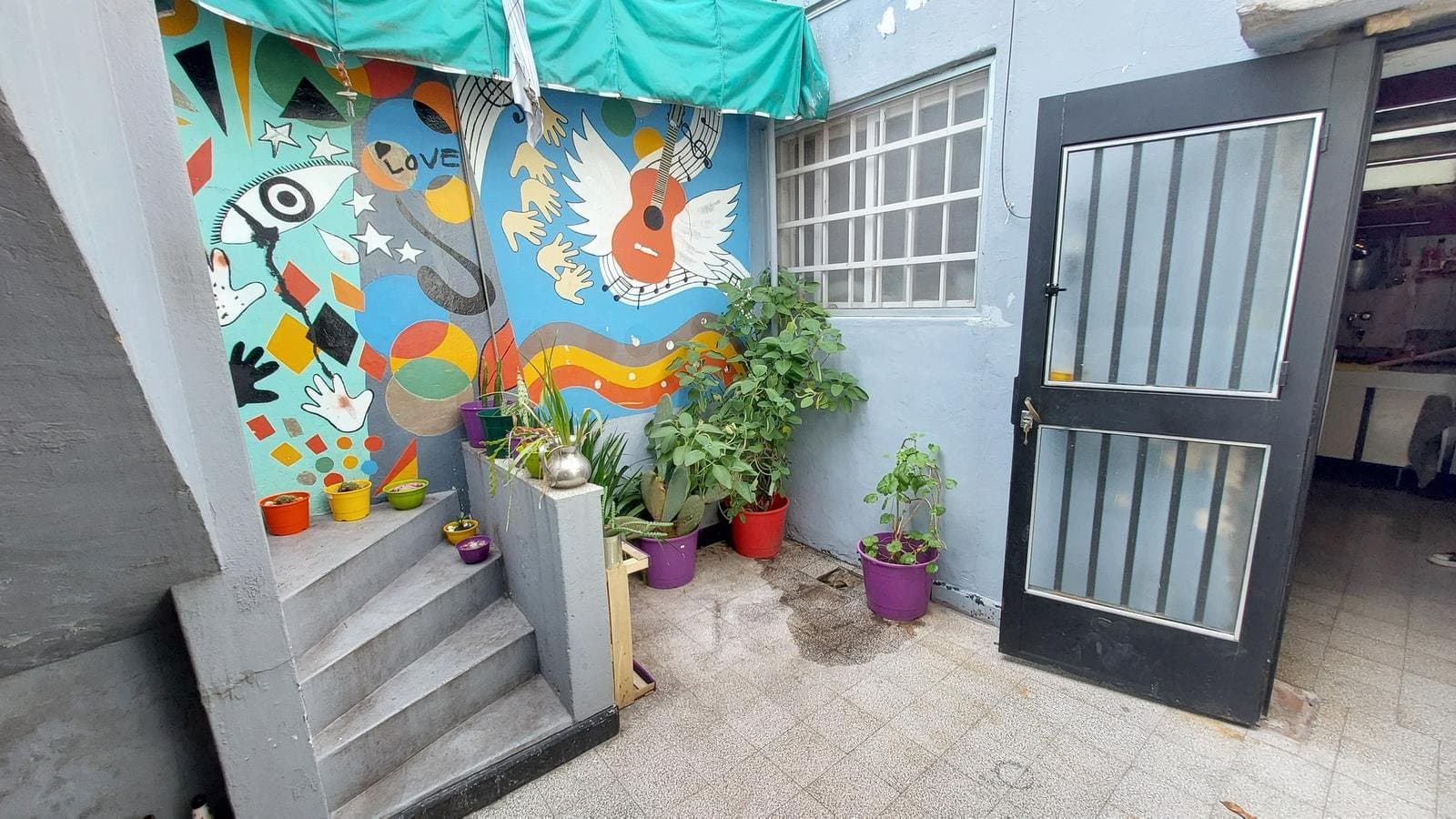 Casa de pasillo 1 dormitorio con patio. Amplia terraza. — foto 11