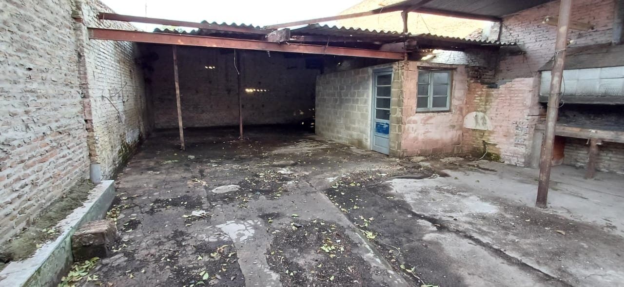 Venta. Local comercial con terreno y deposito. — foto 5