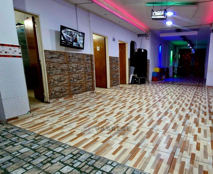 Salón en Alquiler sobre Av. Luro — foto 14