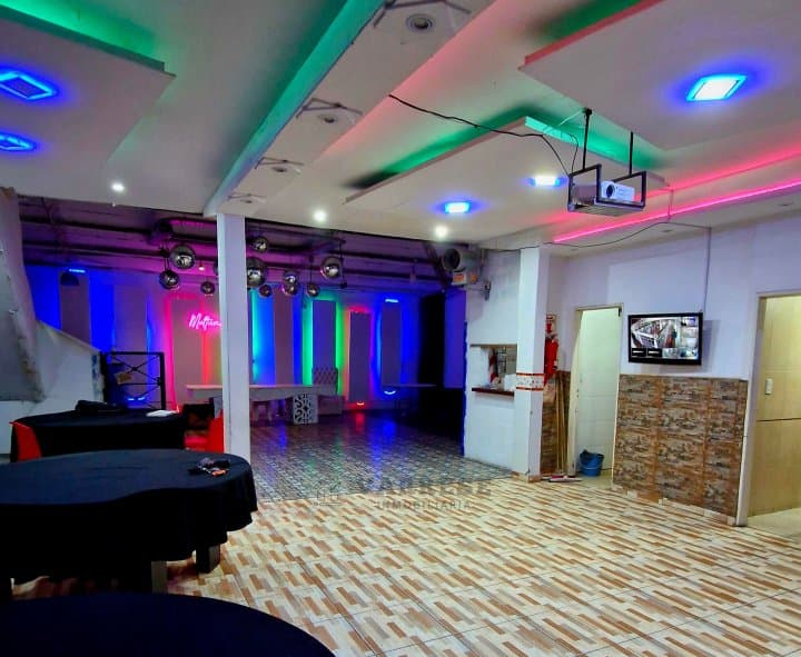 Salón en Alquiler sobre Av. Luro — foto 7