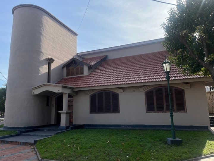 VENTA CASA 4 DORMITORIOS + DEPTO - CERRO CHICO — foto 2