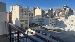 Almagro, Pringles 847, piso 5°, a metros de Av. Corrientes, 3 amb con Balcón y Guardacoche, VENTA USD124.000.